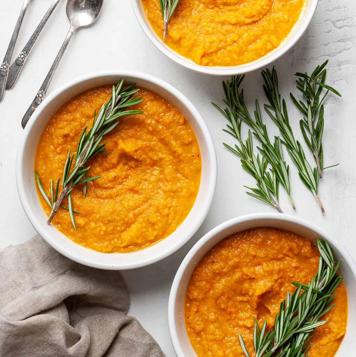 Herb-Infused Roasted Vegetable Soup