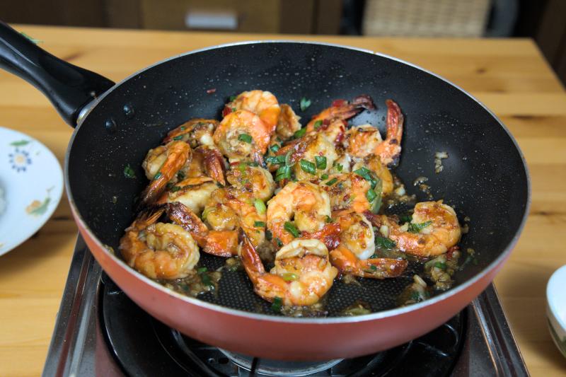 One-Pan Garlic Shrimp and Rice