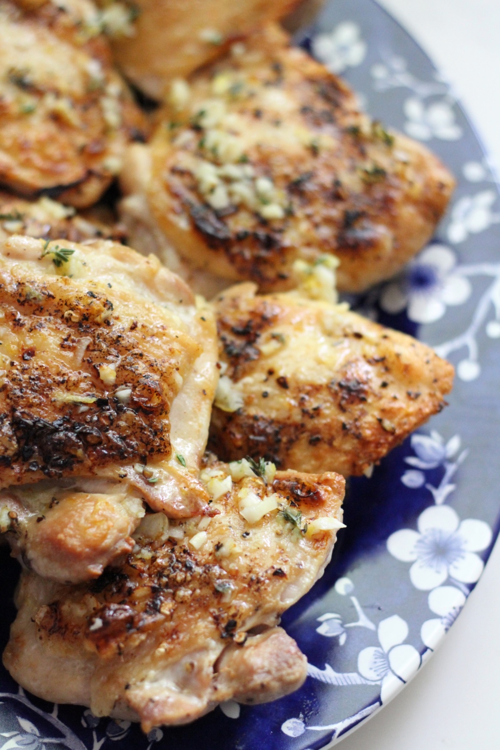 Pan-Seared Lemon-Thyme Chicken with Asparagus