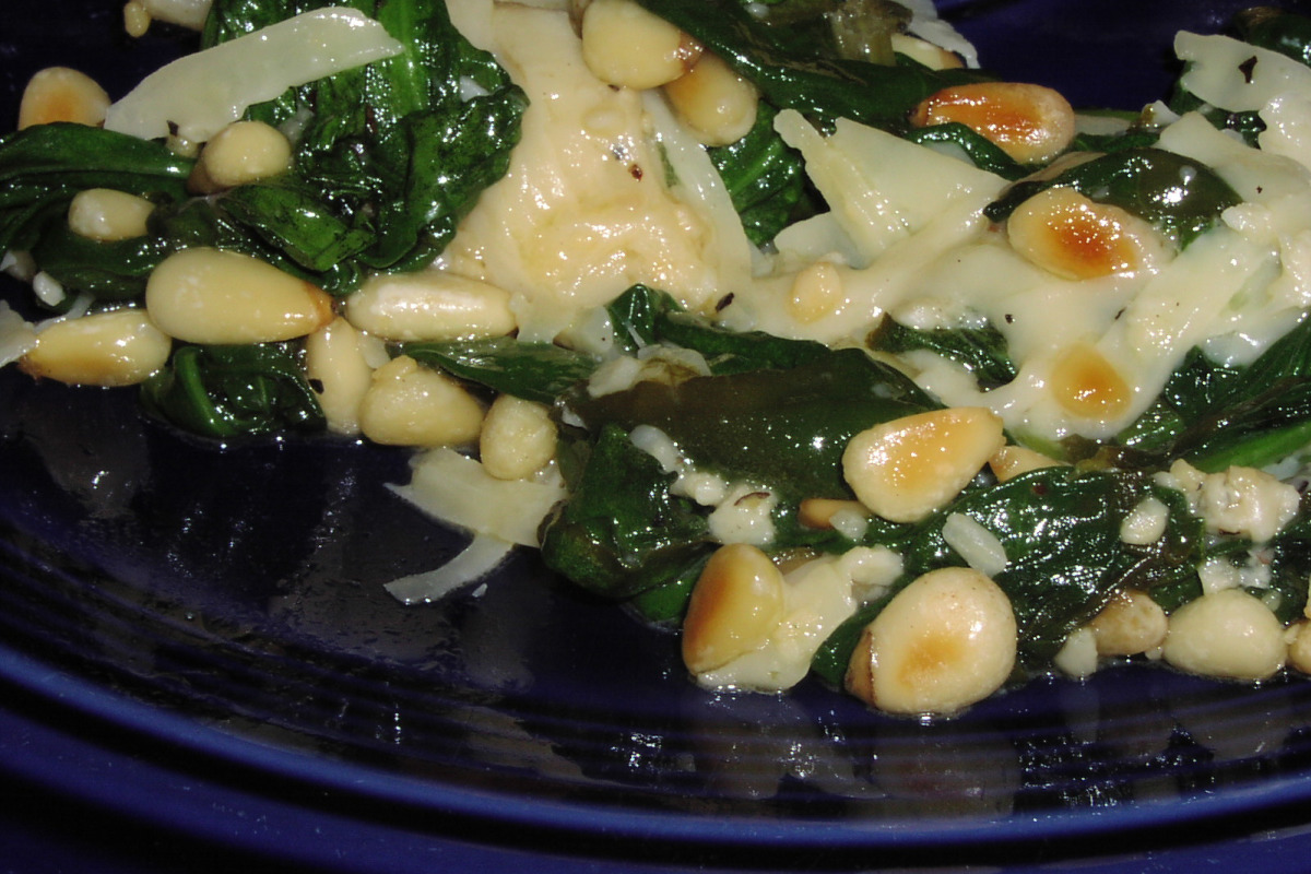 Sautéed Spinach with Sun-Dried Tomatoes and Pine Nuts