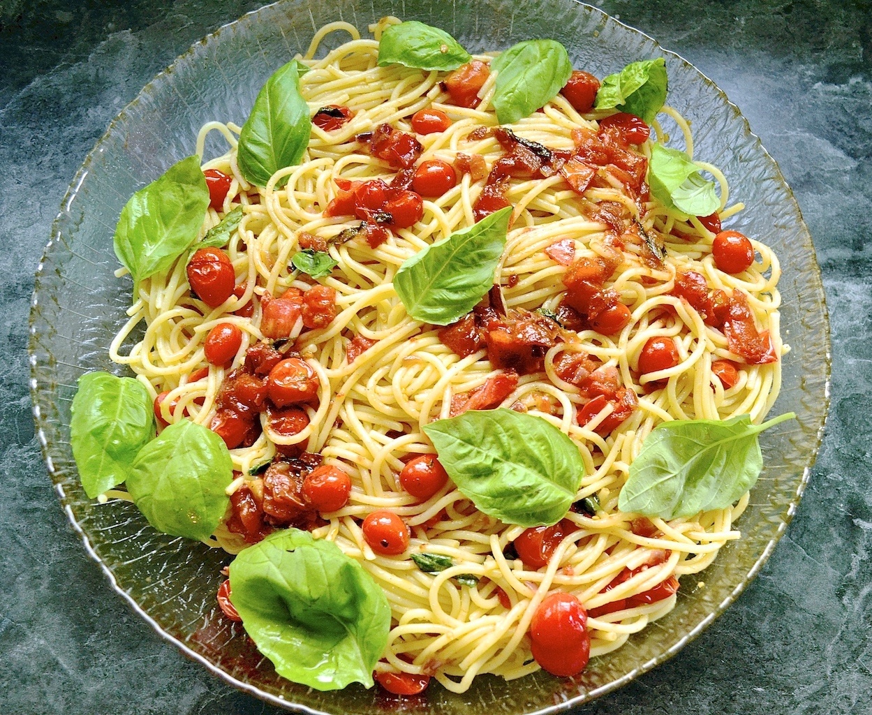 Sautéed Spaghetti with Cherry Tomatoes