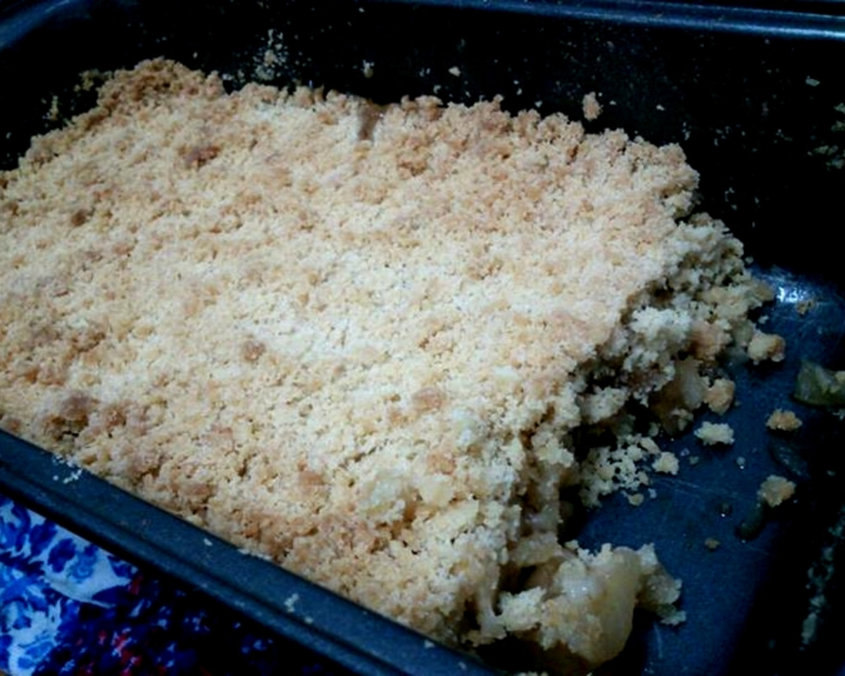 Maple-Roasted Apple Crumble