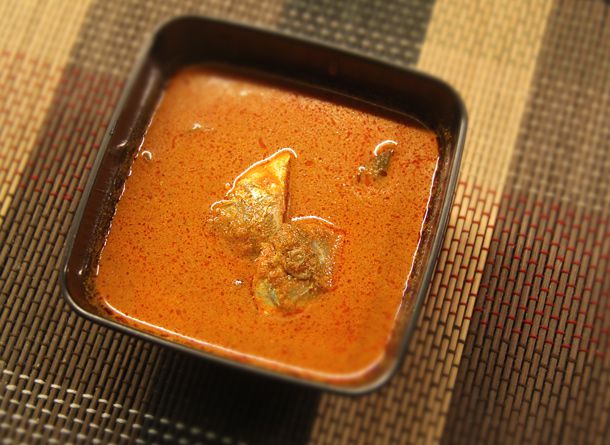 Tamarind-Infused Fish Curry with Potatoes