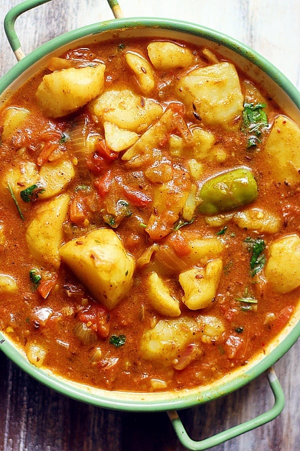 Onion-Tomato Lentil and Potato Curry with Garam Masala