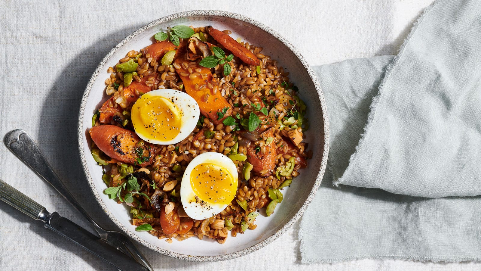 Sautéed Egg and Roasted Carrot Breakfast Bowl