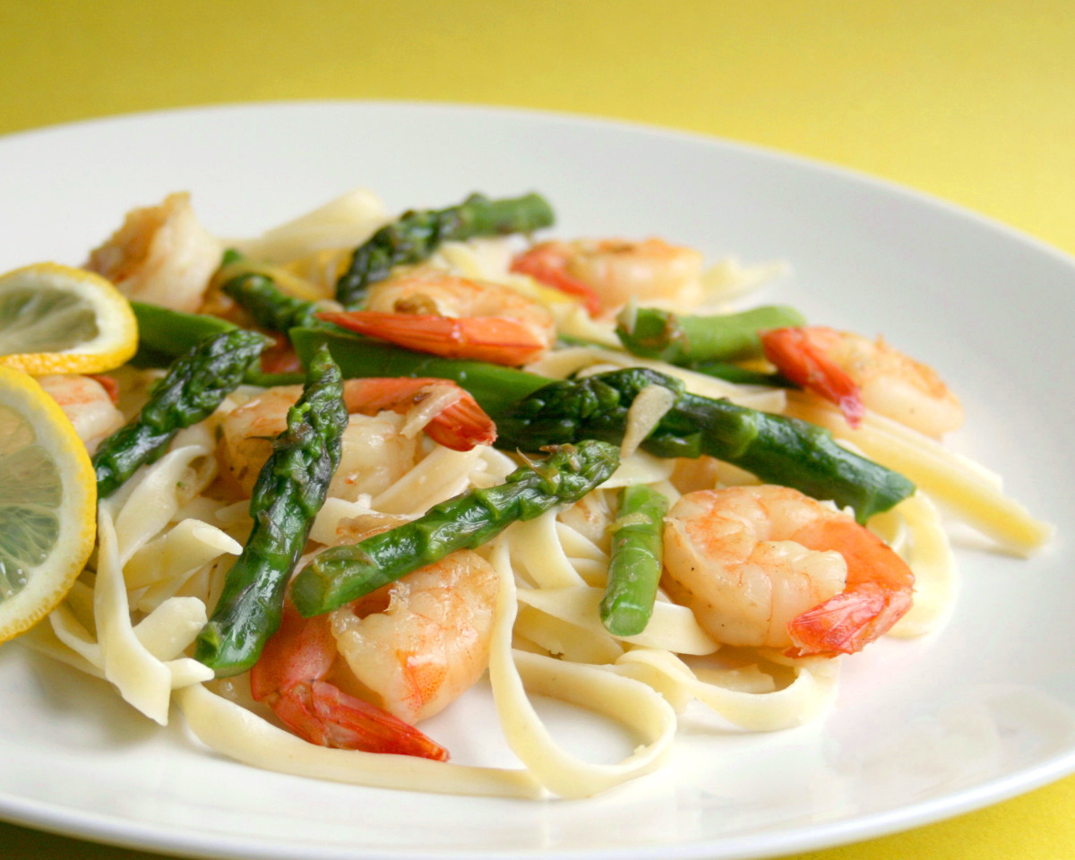 Sautéed Shrimp with Lemon and Asparagus