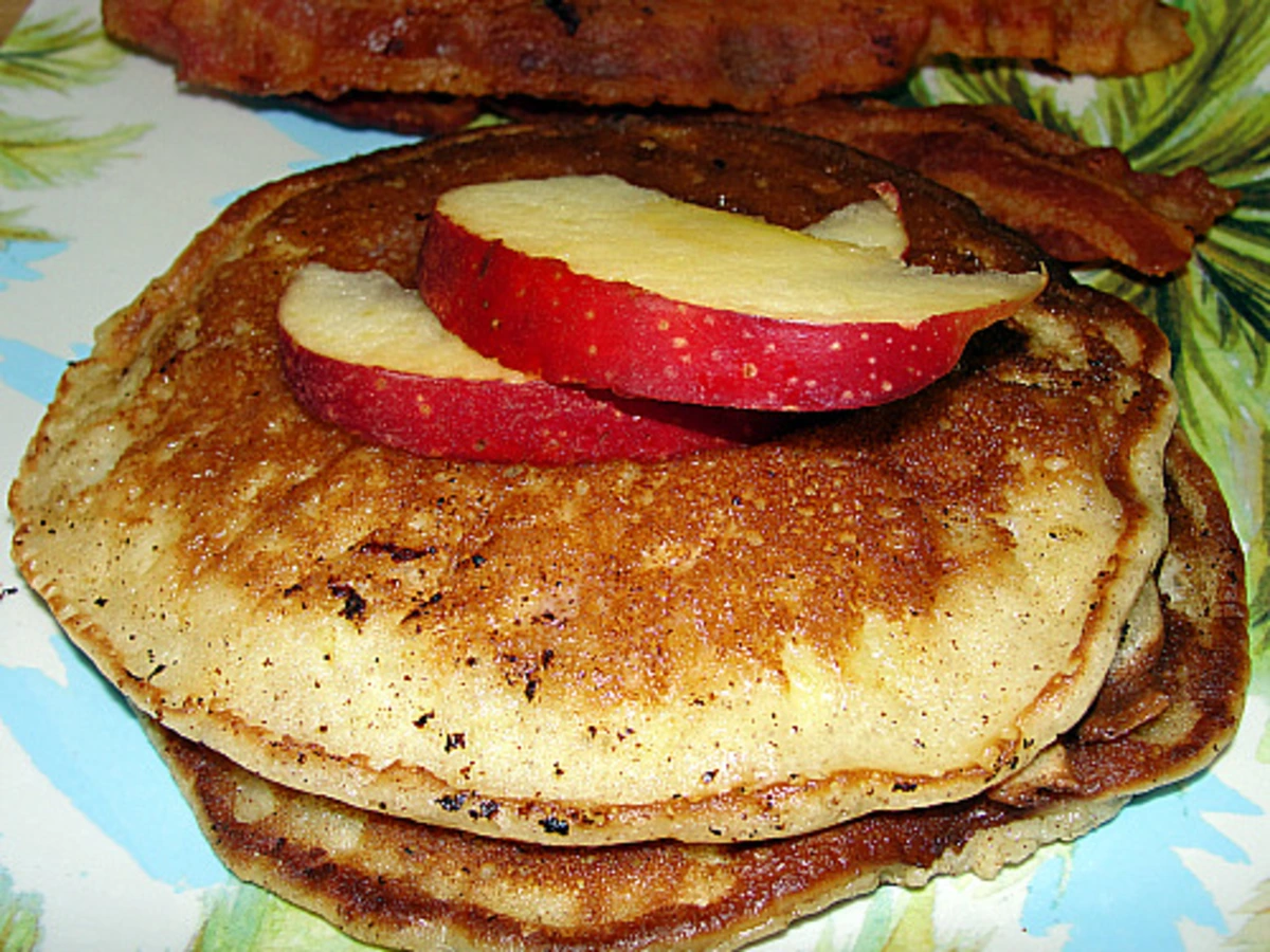 Lemon Sour Cream Pancakes
