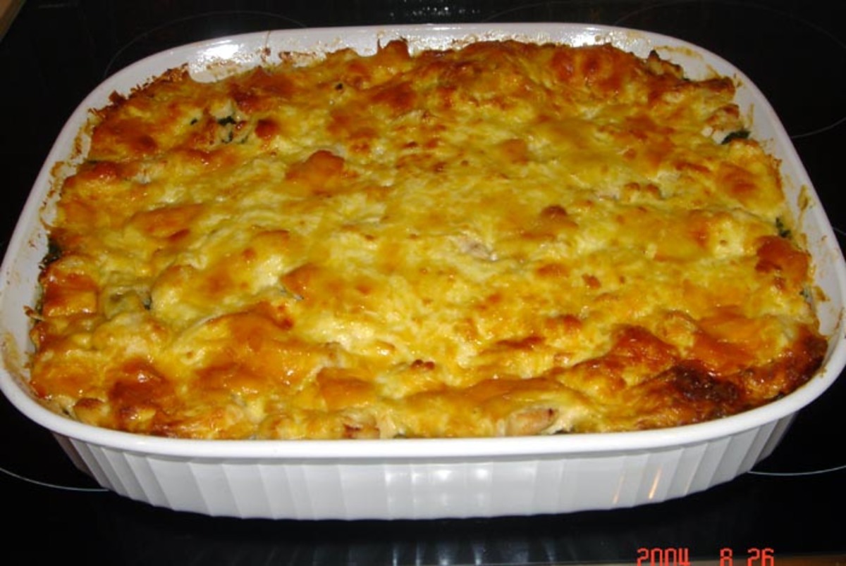 The Best Creamy Chicken and Spinach Lasagna