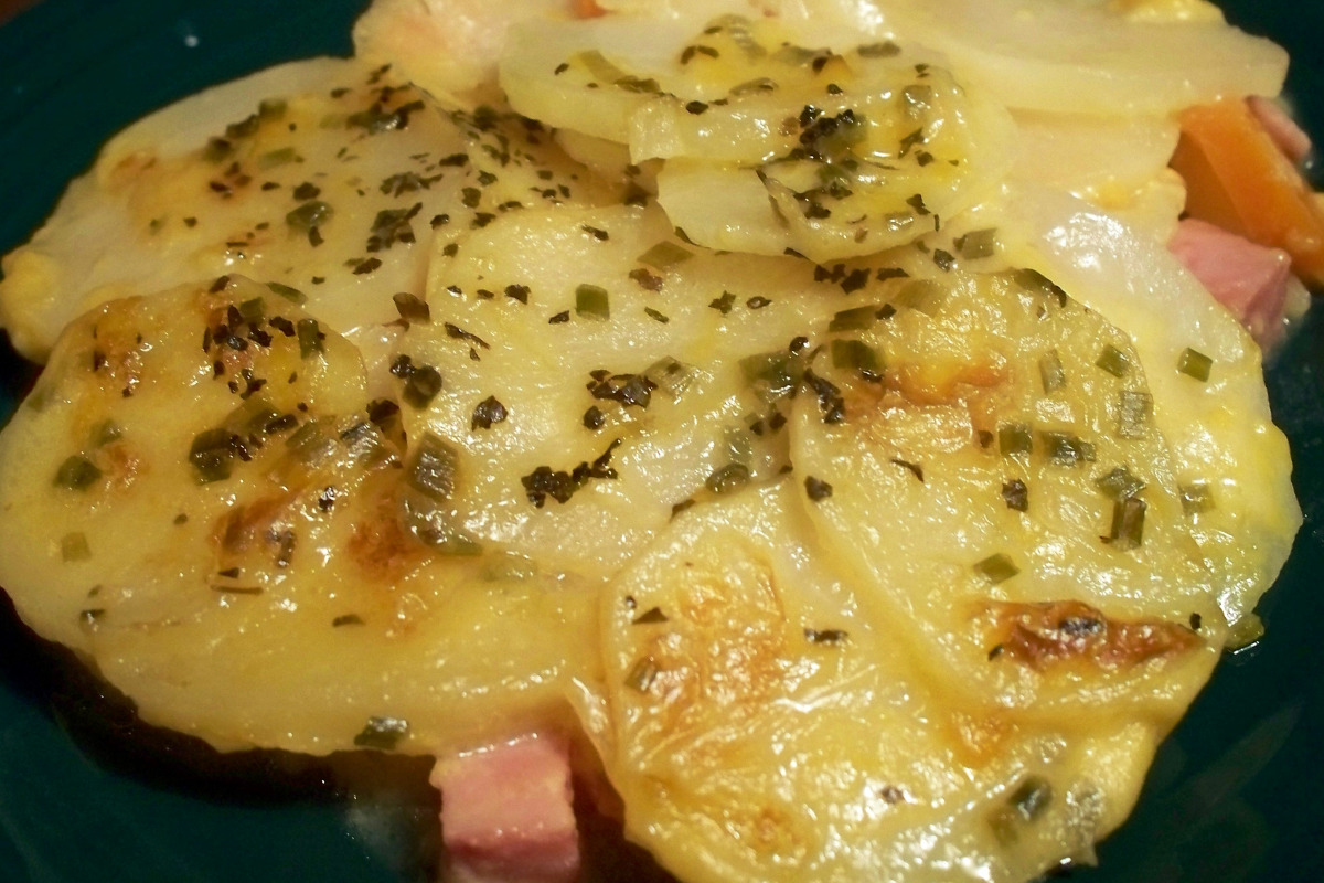 Homestyle Potato and Onion Casserole