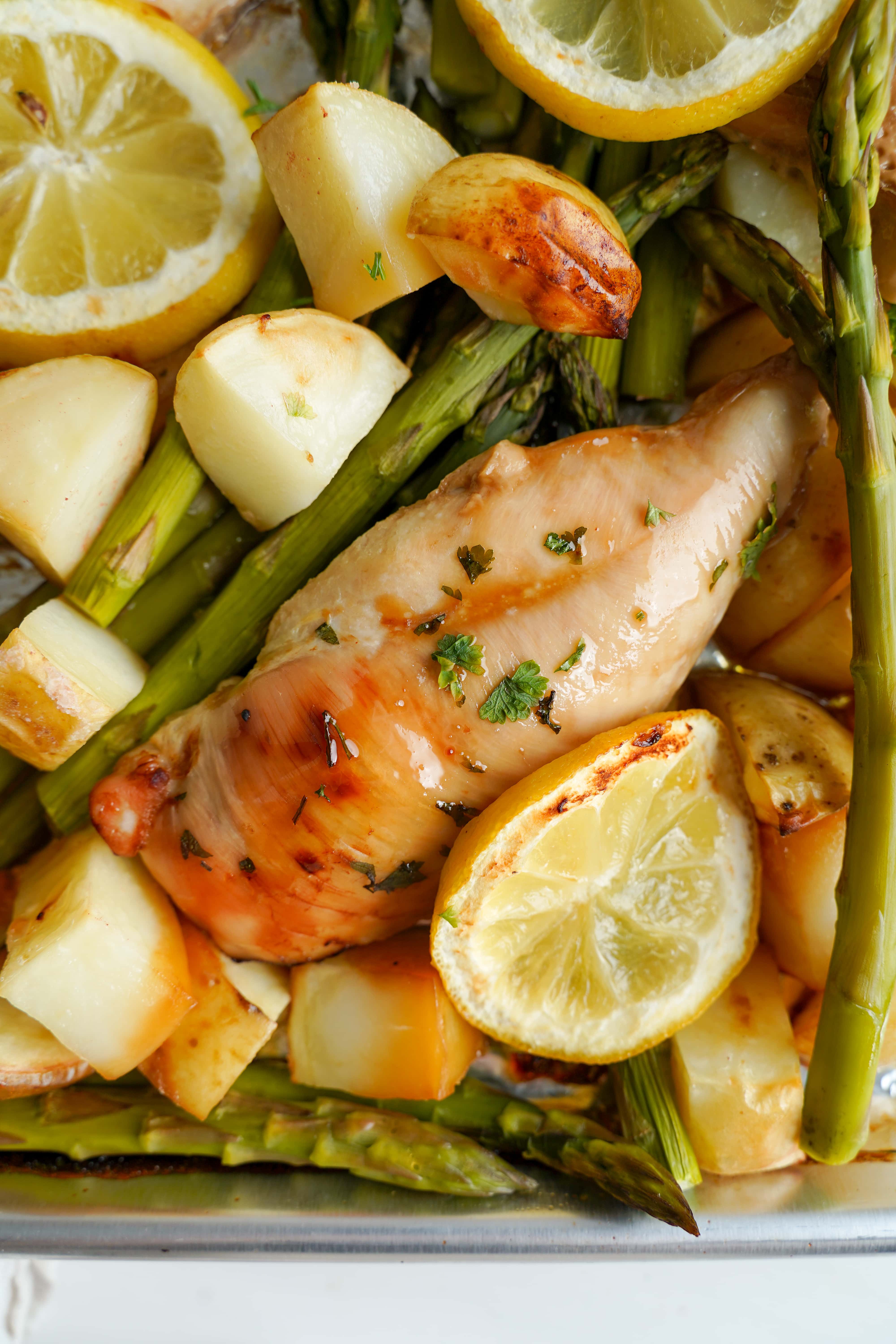 One-Pot Lemon Chicken with Asparagus and Potatoes