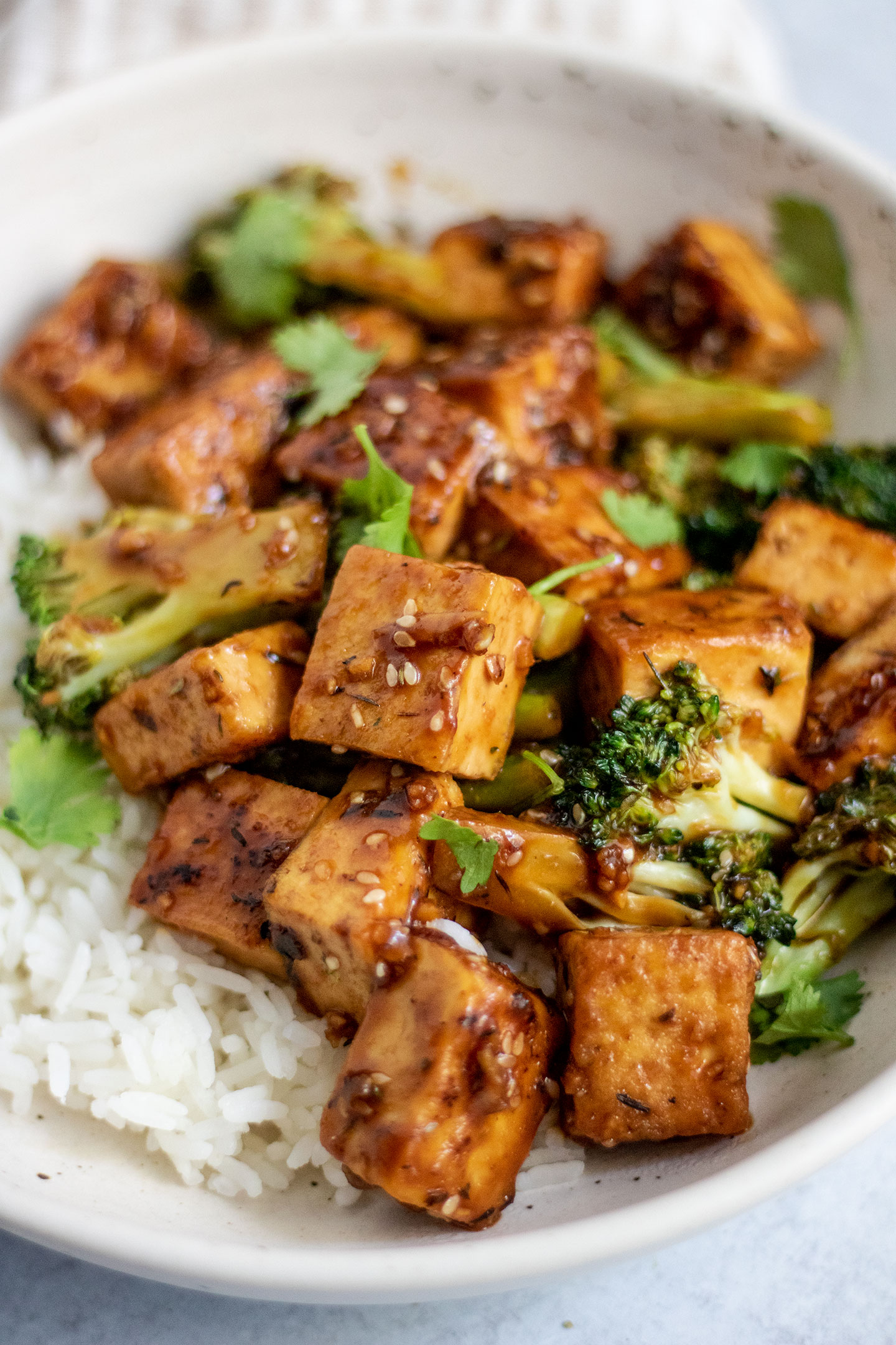 Stir-Fried Tofu and Broccoli with Ginger-Garlic
