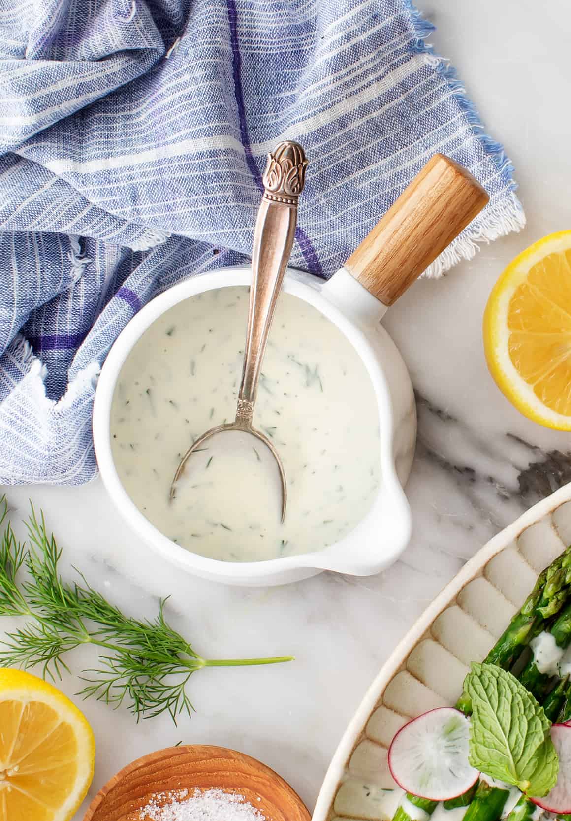Fresh Dill-Infused Herb Sauce