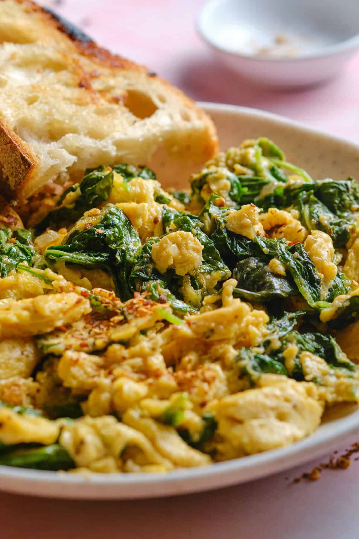 Sausage and Spinach Scrambled Eggs
