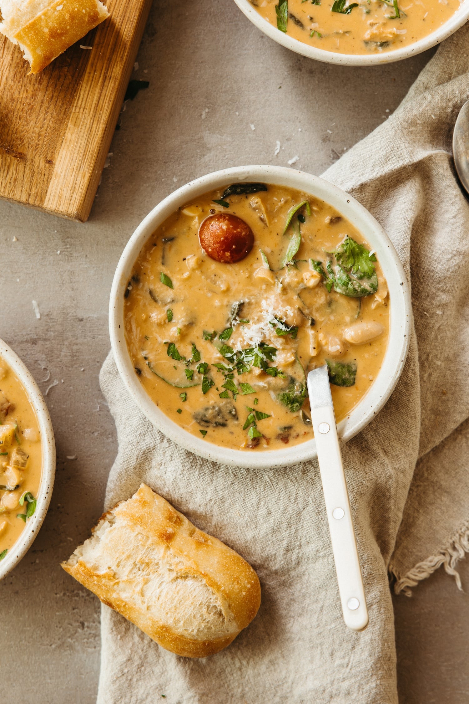 Slow-Cooked Tomato-White Bean Soup
