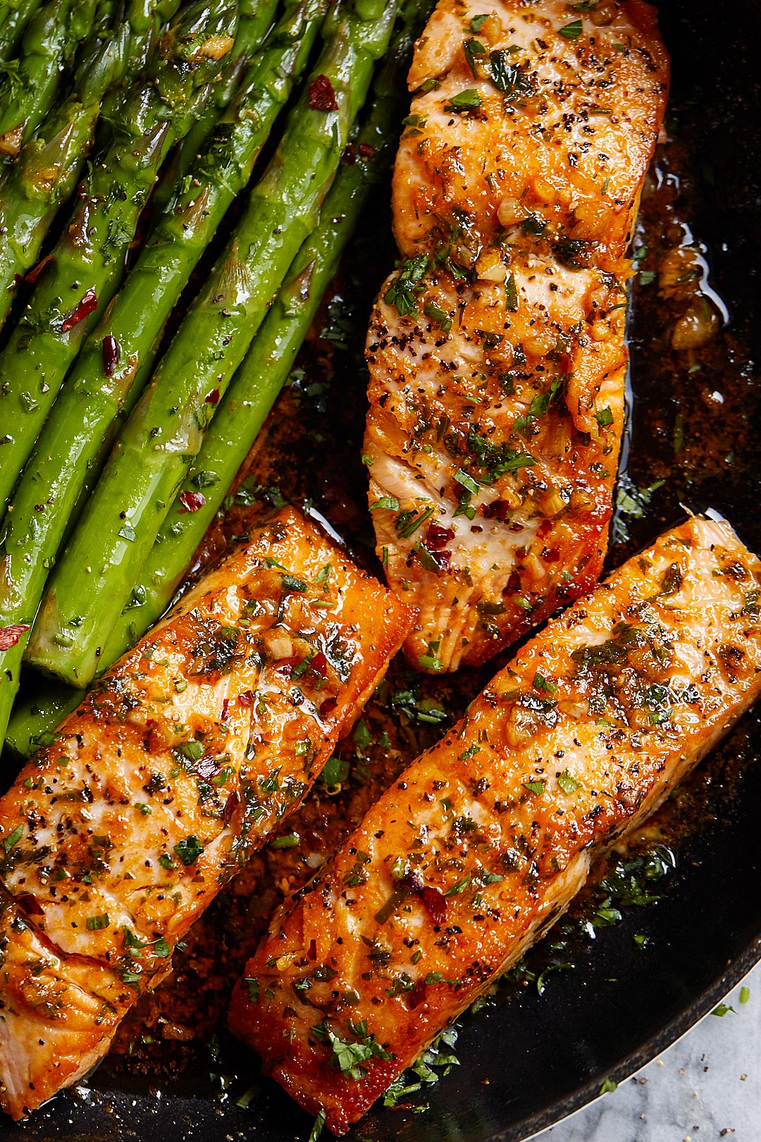 Sautéed Garlic Butter Salmon with Asparagus
