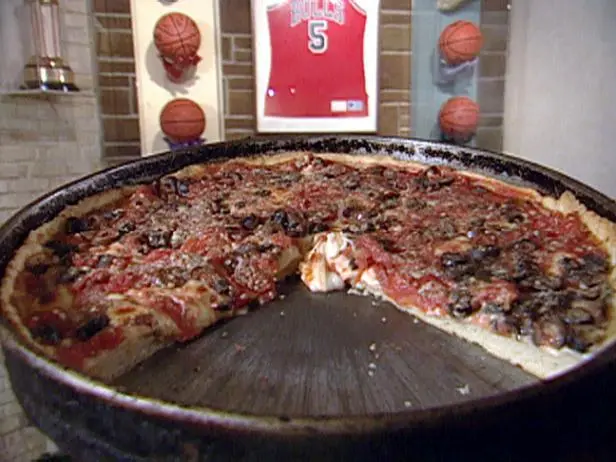 Old Chicago Classic Pizza