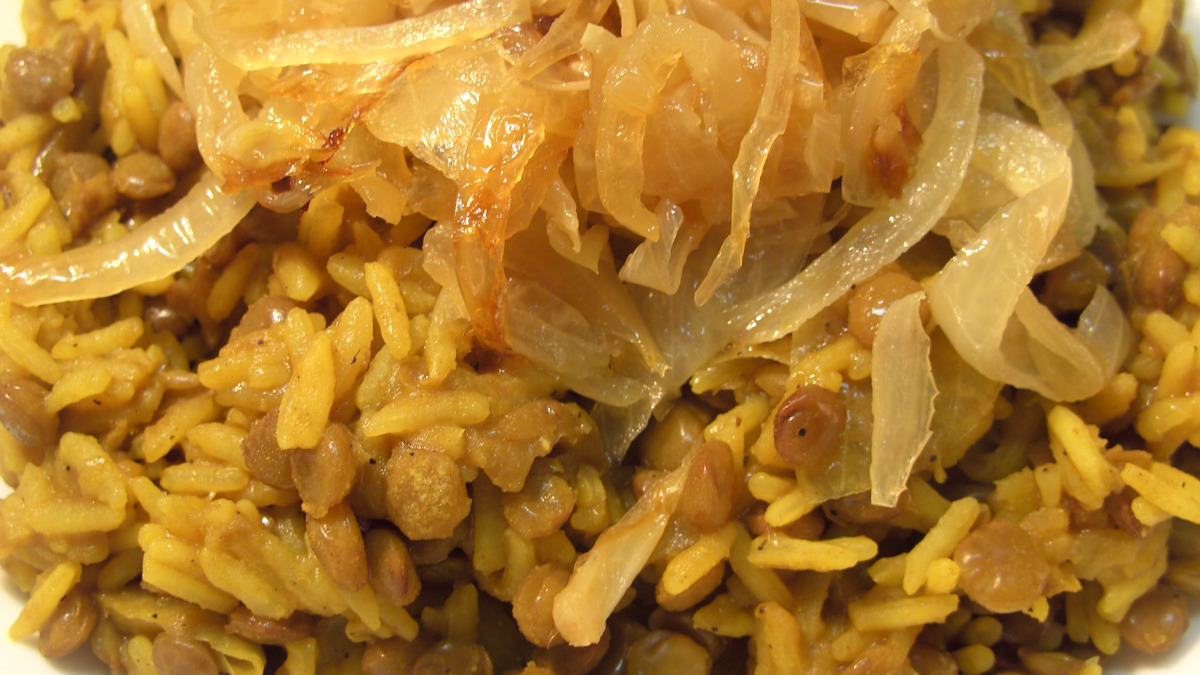 Lentils and Rice with Caramelized Onions