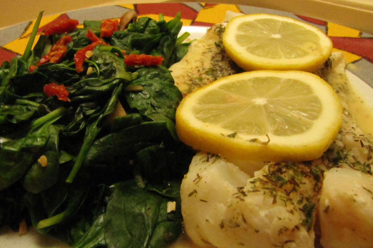 Saffron-Infused Cod with Lemon-Dill Sauce