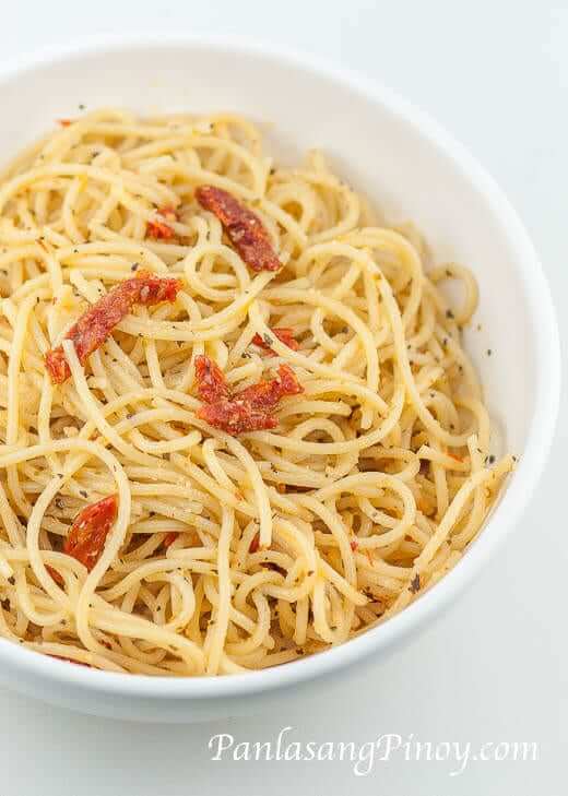 Spaghetti with Sun-Dried Tomato and Fresh Basil