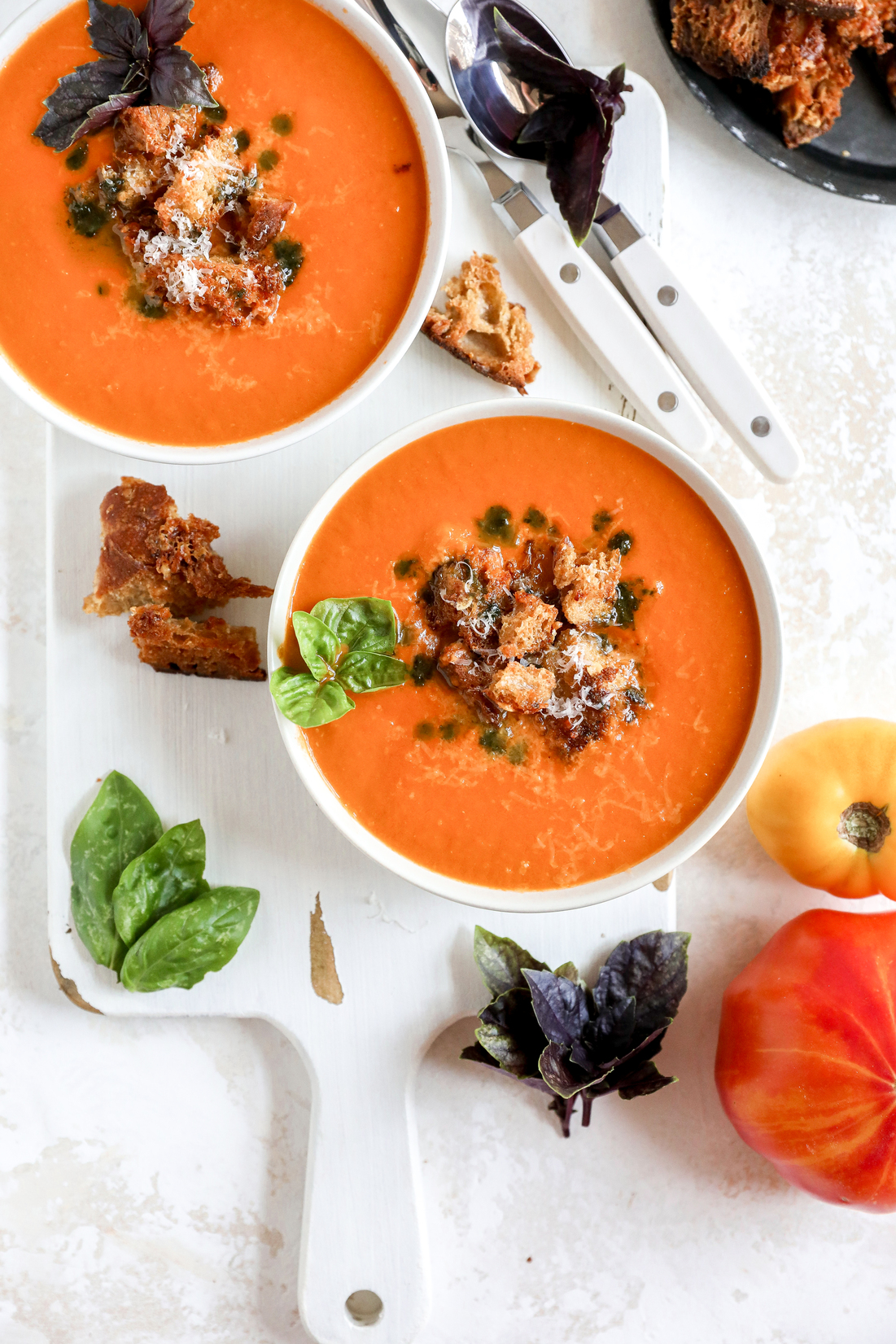 Tomato-Basil Soup with Fresh Garlic