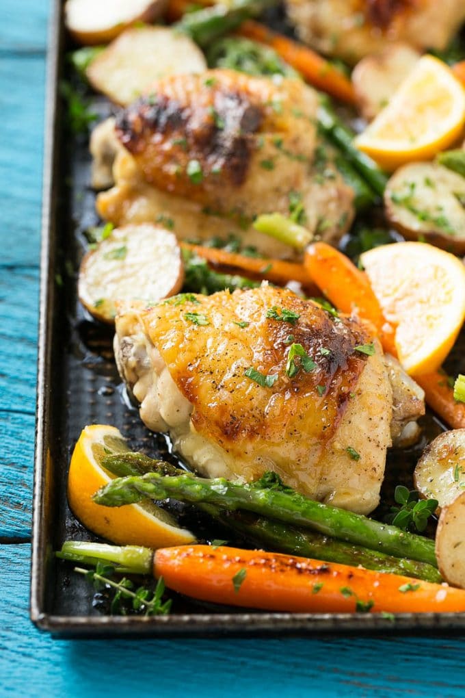 Lemon-Thyme Chicken Breast with Roasted Vegetables