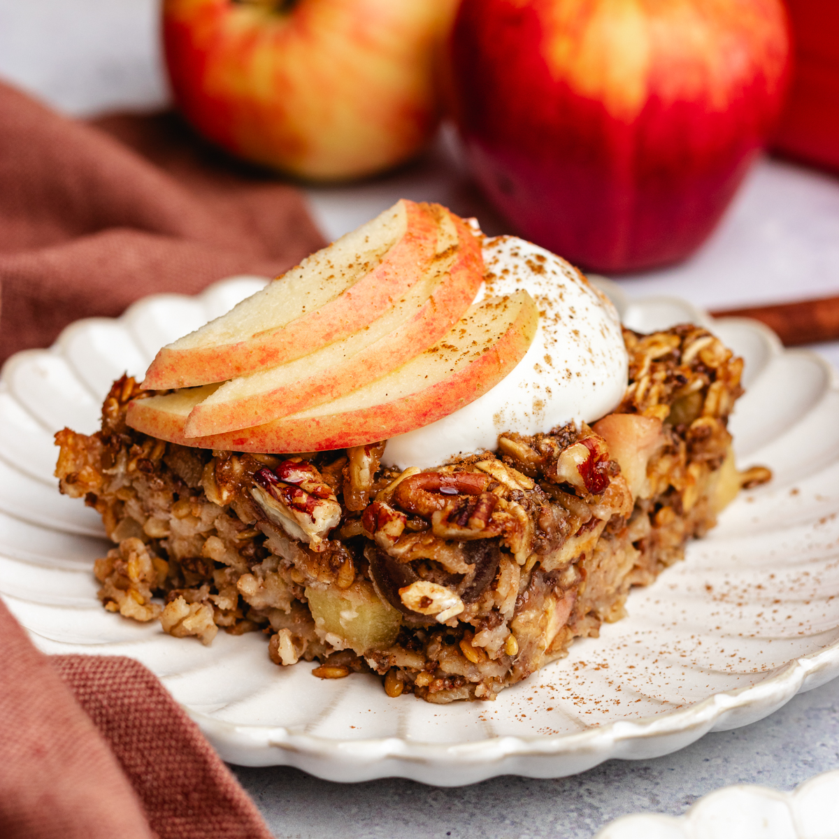 Cinnamon-Apple Crisp Baked with Oats