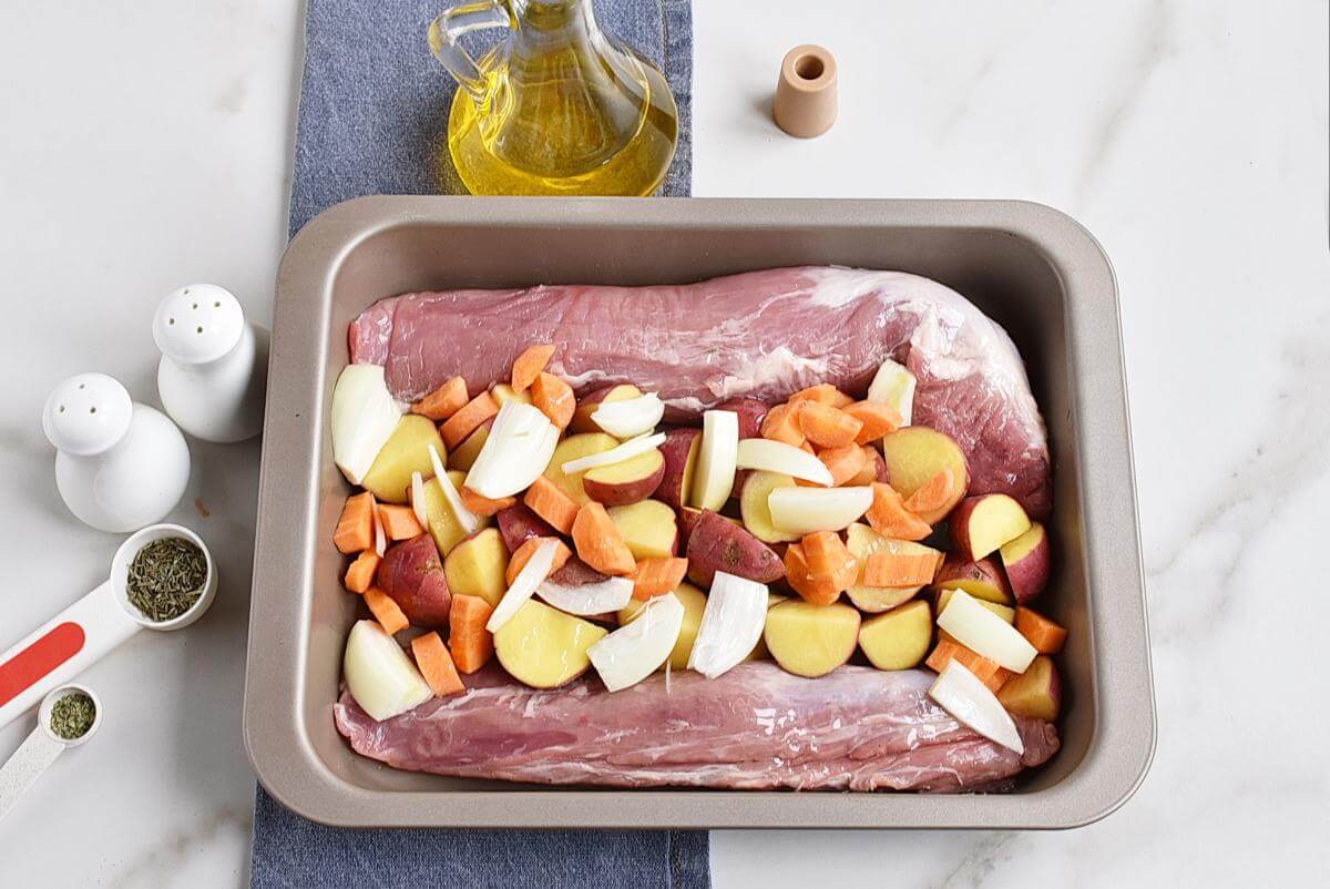 Cumin-Crusted Pork Tenderloin with Roasted Vegetables