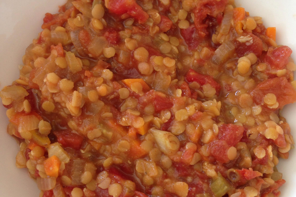 One-Pot Red Lentil Stew with Tomatoes and Spinach
