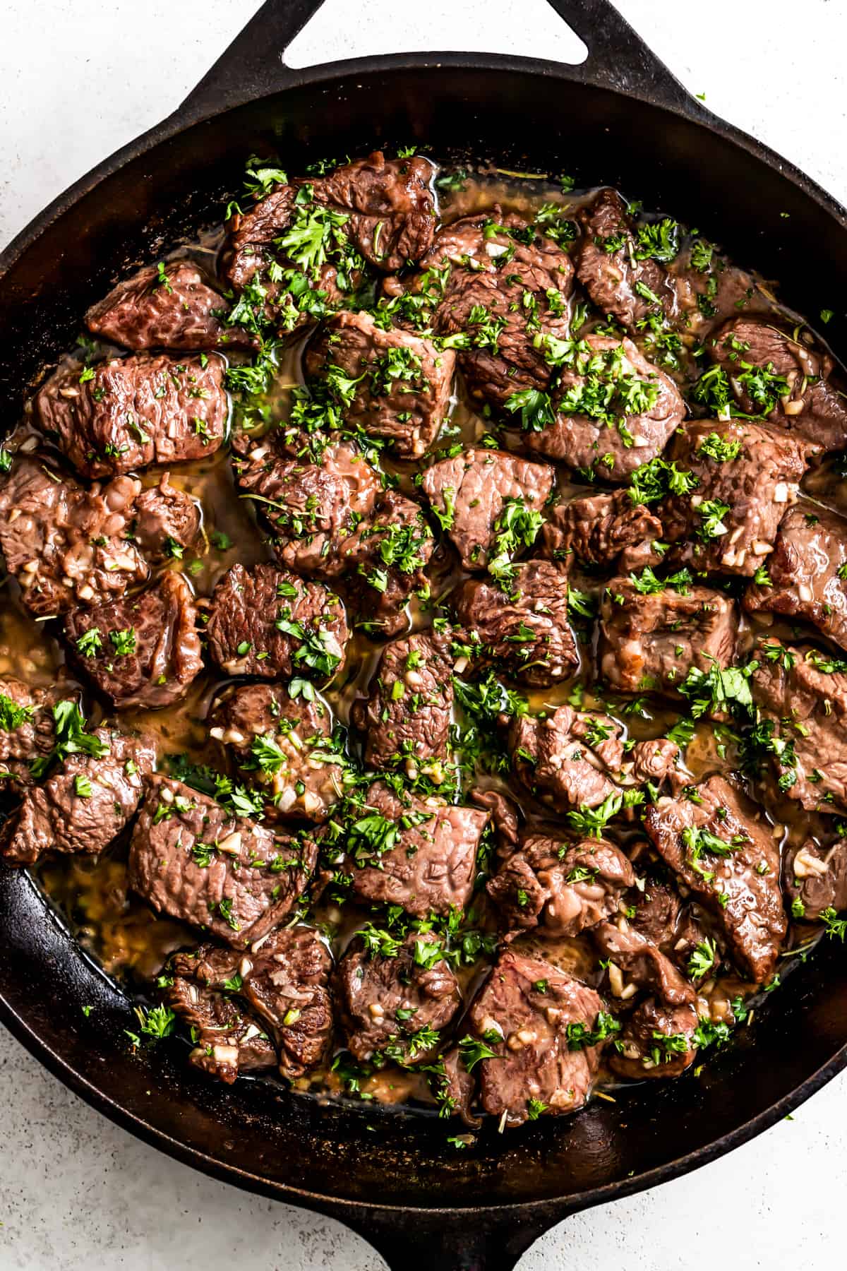 Pan-Seared Garlic Butter Steak Bites with Asparagus