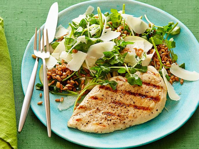 Grilled Chicken and Watercress Salad with Apple Cider Vinaigrette