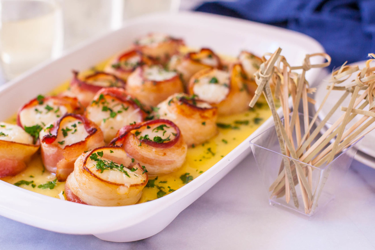 Bacon-Wrapped Scallops with Garlic Butter