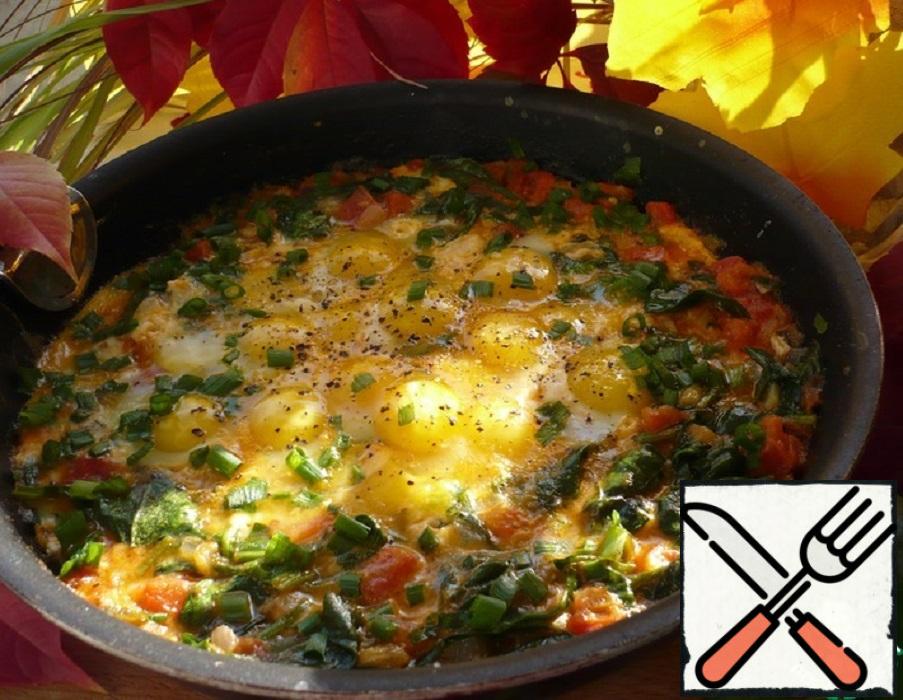 One-Pan Scrambled Eggs with Spinach and Tomatoes