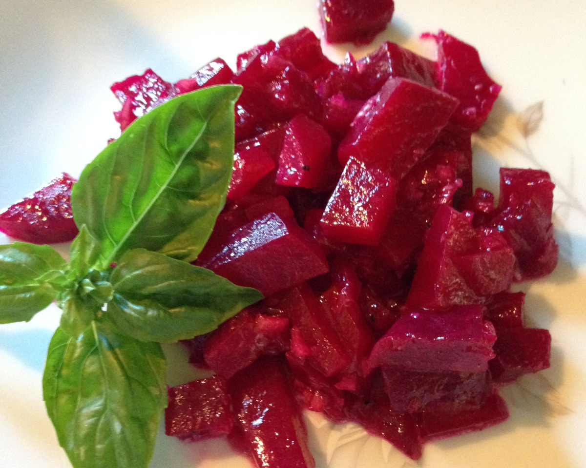 Blanche de Bruges Vinaigrette with Roasted Beets