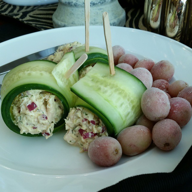 Best Spicy Tuna Wraps with Cucumber and Avocado