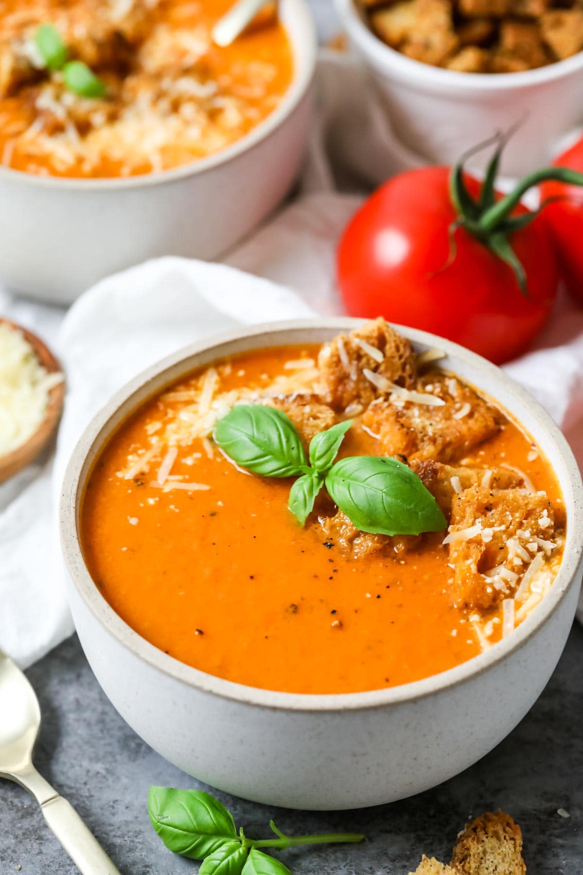 One-Pot Tomato Basil Soup with Fresh Basil