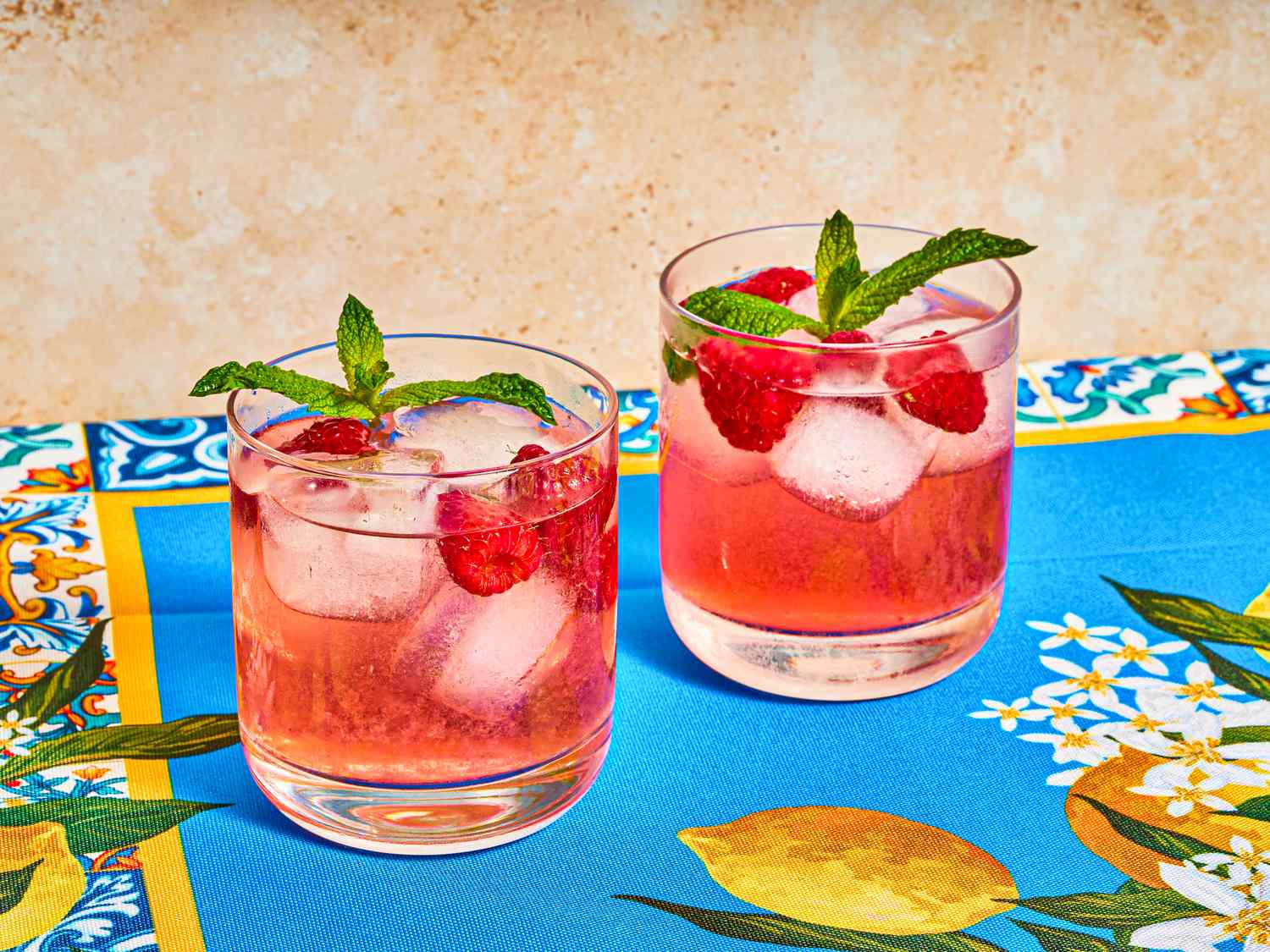 Raspberry-Mint Spritz