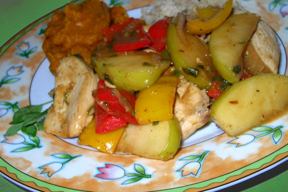 Oven-Baked Chicken Ring with Apple and Sage