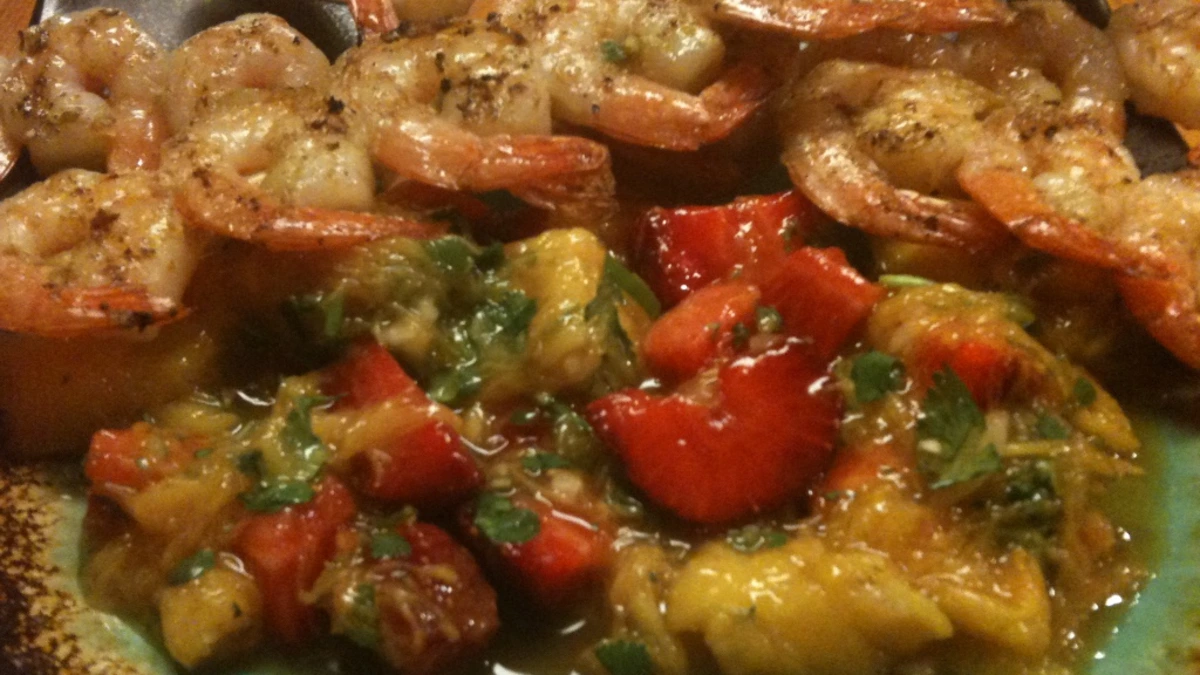 Citrus-Vinaigretted Shrimp and Mango Salad