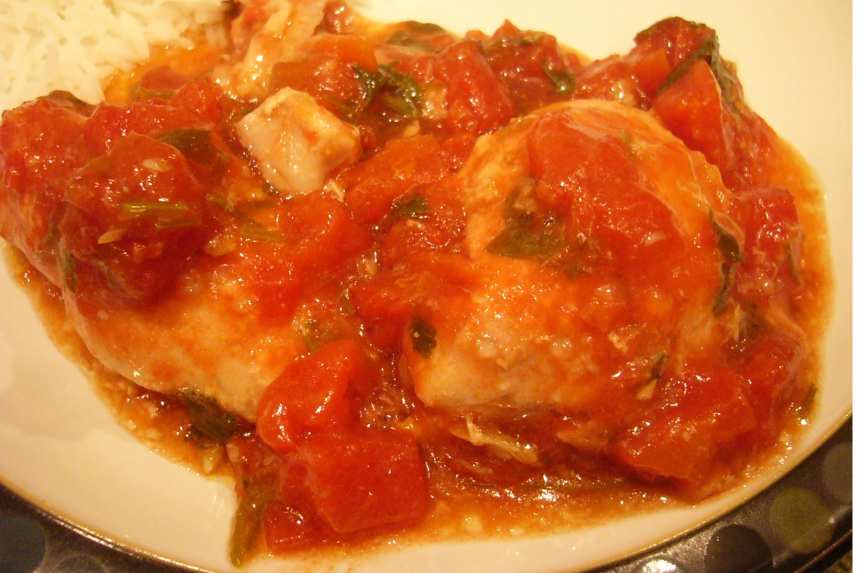 Slow-Cooked Tomato-Onion Chicken with Fresh Ginger and Cumin