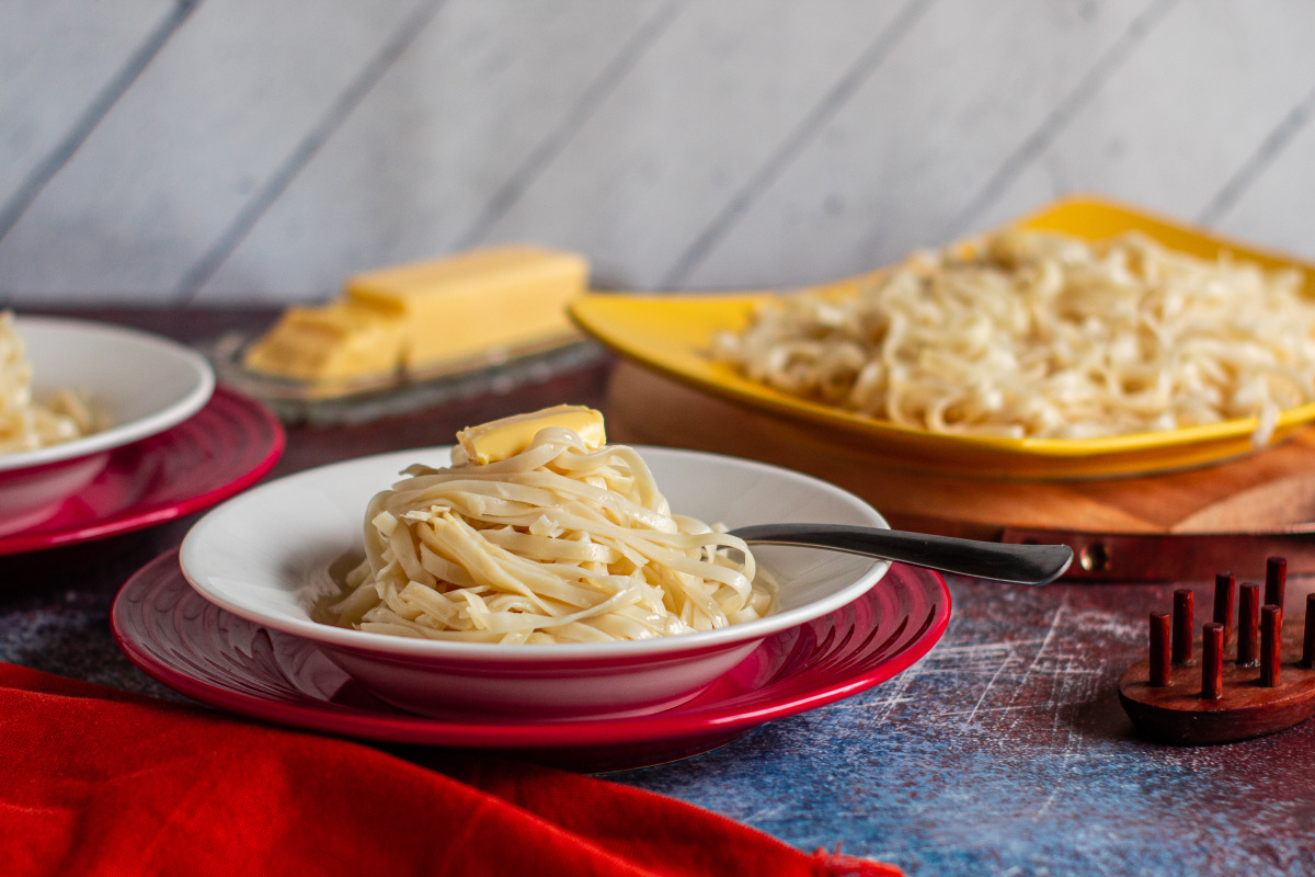 Buttered Egg Noodles with Chives and Lemon Zest