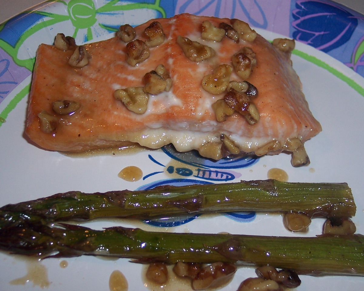 Lemon-Glazed Salmon with Asparagus