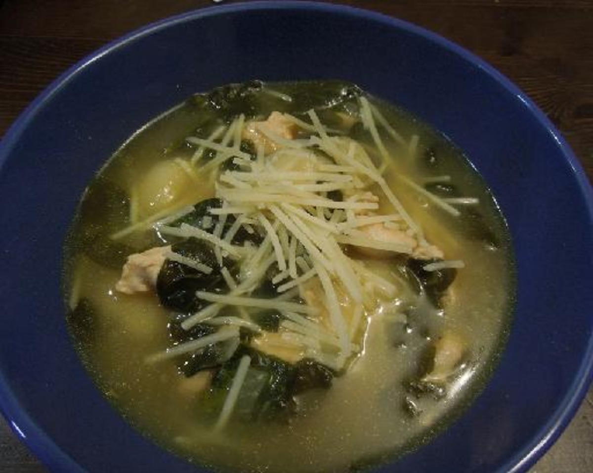 Groundnut Soup with Chicken and Spinach