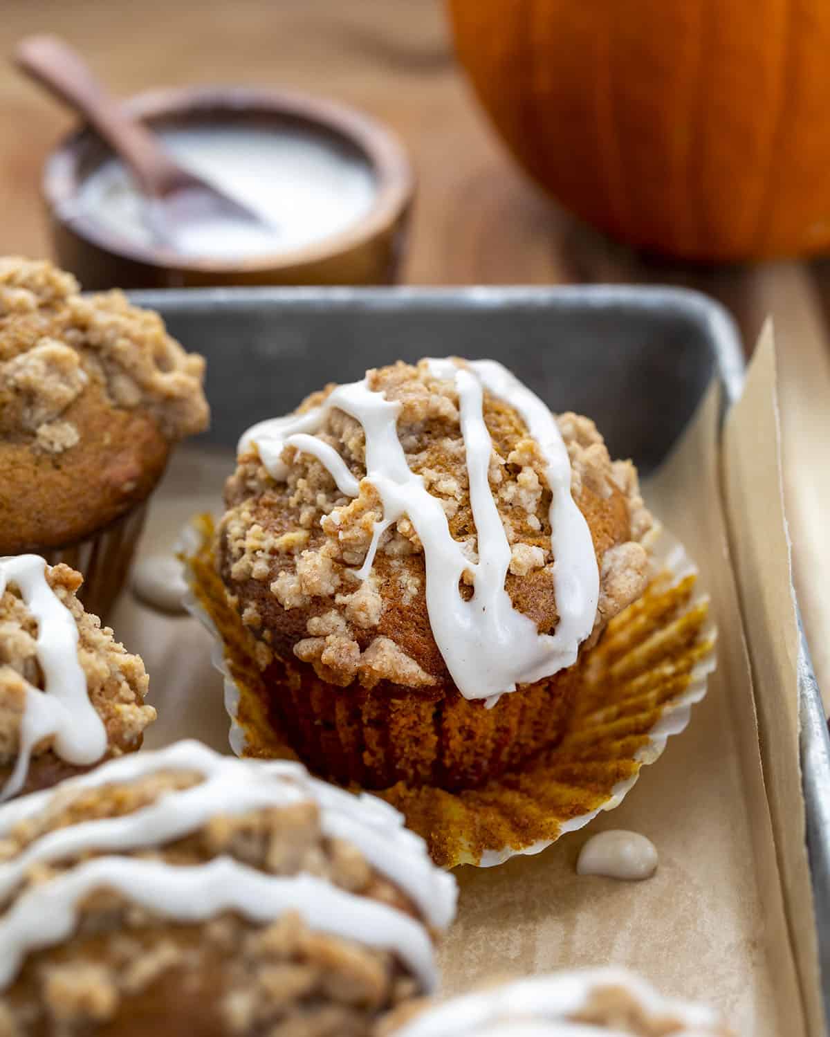 Maple-Pumpkin Muffins with Cinnamon Streusel
