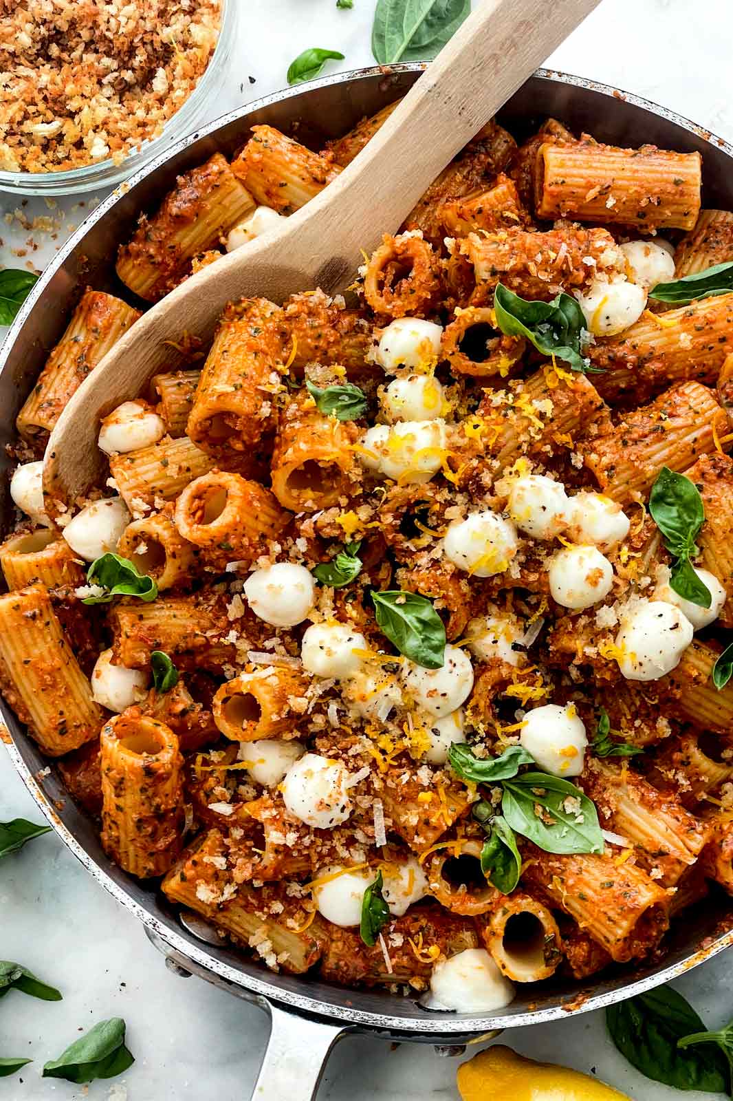 Tomato-Pesto Swirl Pasta