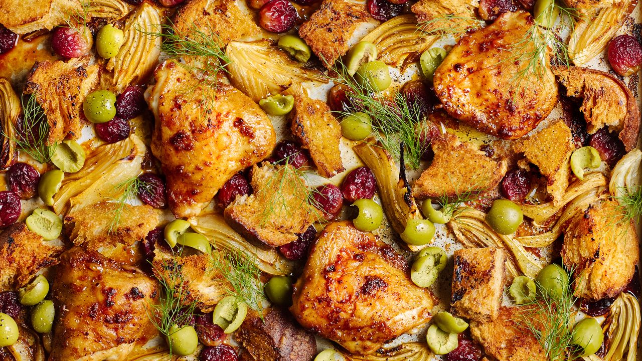 Sheet Pan Fennel and Lemon Chicken Thighs