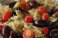 Tomato-Basil Pasta with Crispy Capers
