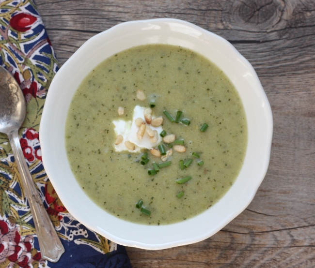 Creamy Zucchini and Fennel Soup with Lemon Zest