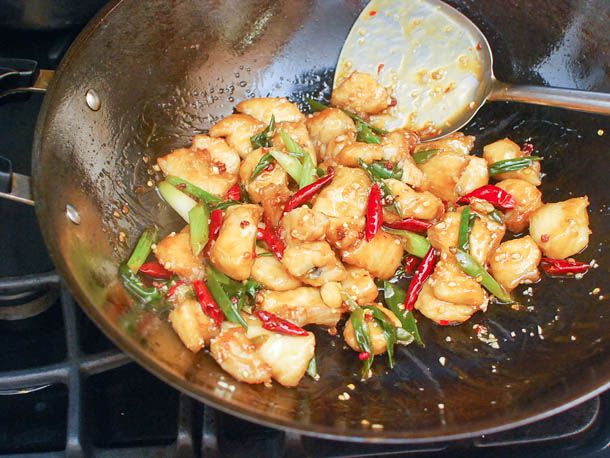 Sichuan-Style Braised Pork Belly with Dried Chilies and Sichuan Peppercorns