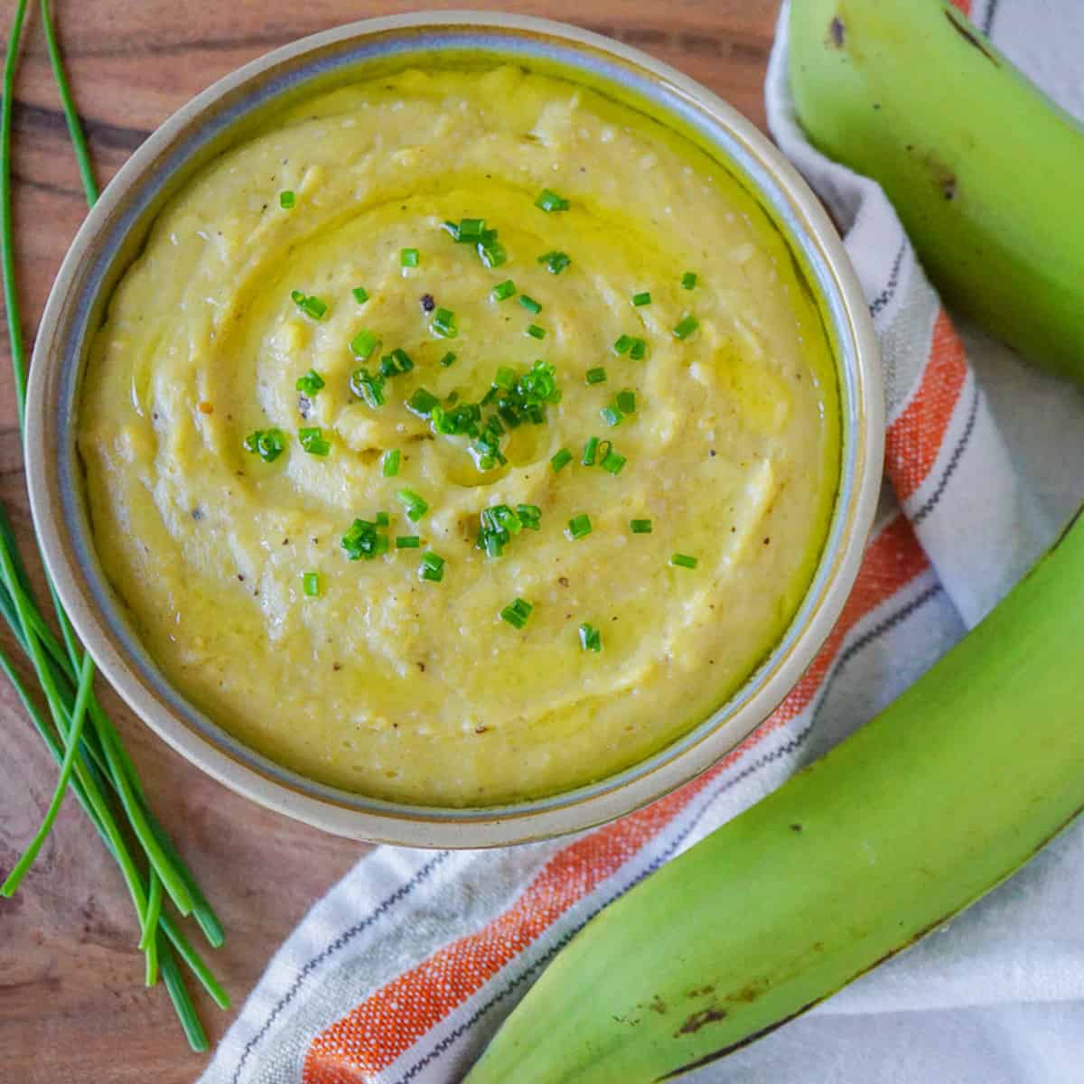 Smoky Garlic Mashed Plantains