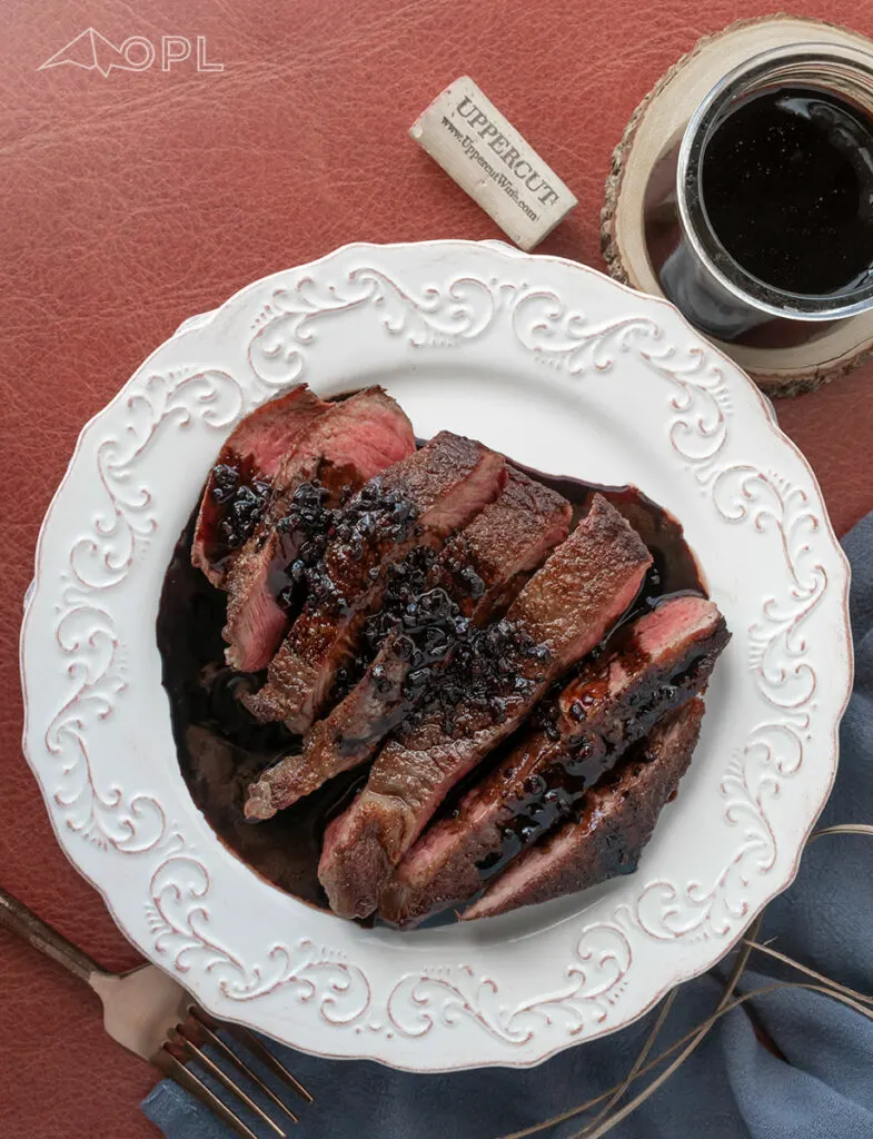 Pan-Seared Steak with Red Wine and Balsamic Reduction